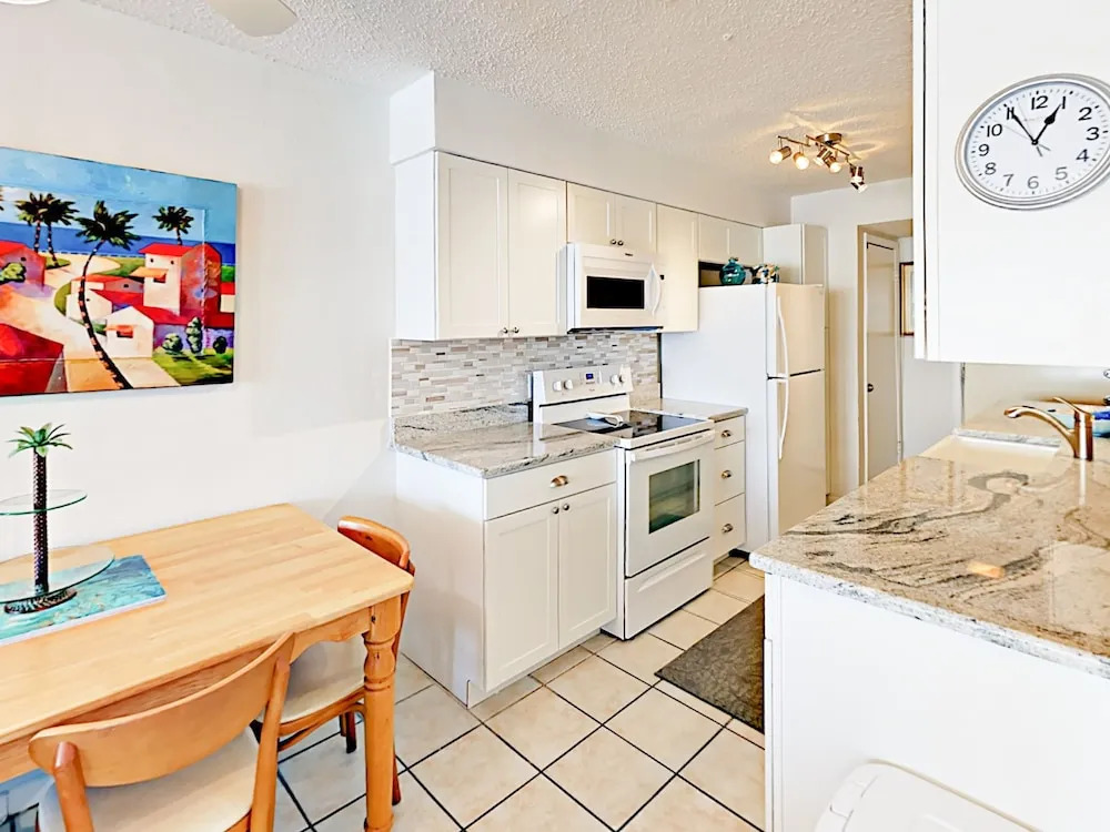 421 East Beach Blvd 656 Condo 2 Bedrooms 2 Bathrooms Condo
