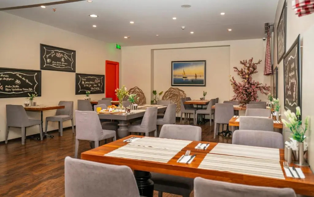 The Gate 30 Suites