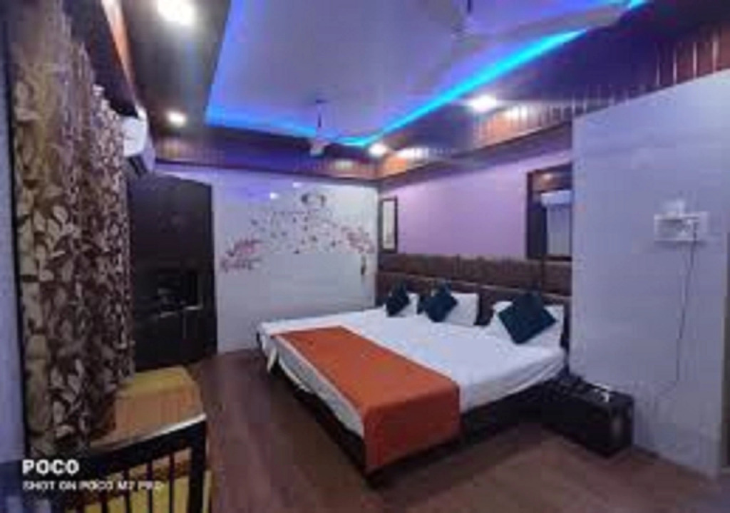 Hotel Geetanjali St Bus Stand Panvel