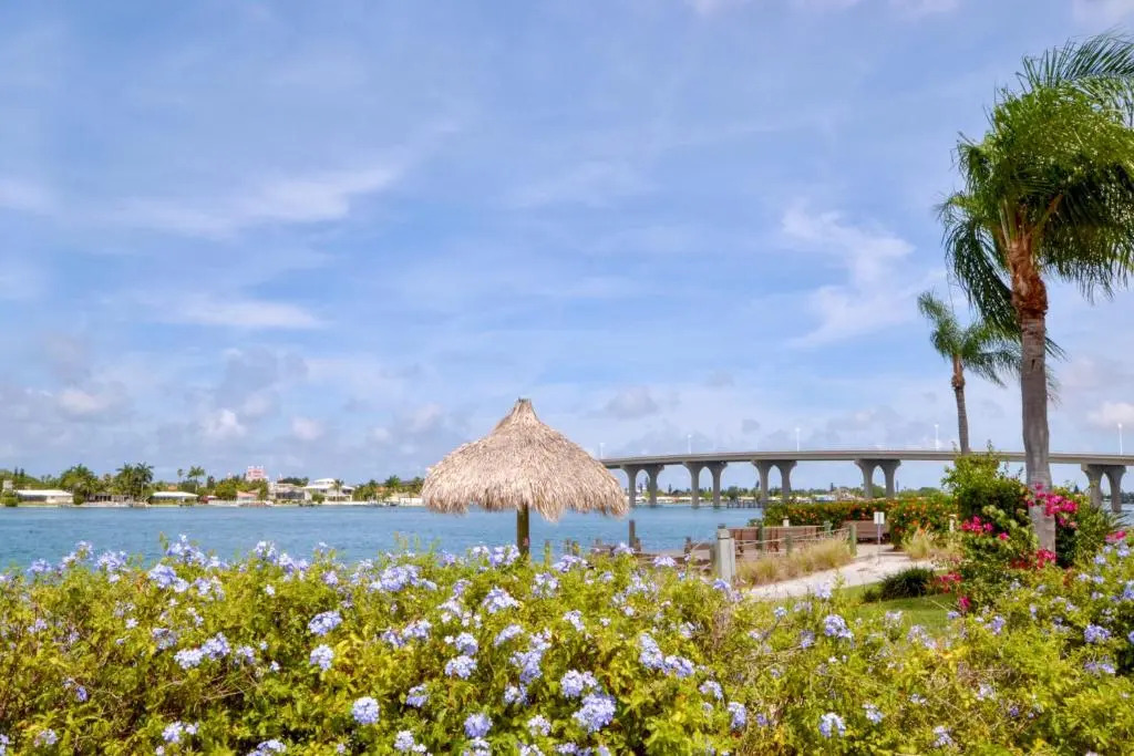 Bahia Vista 11-337, 2 Bedrooms, Views, Heated Pool, Sleeps 6