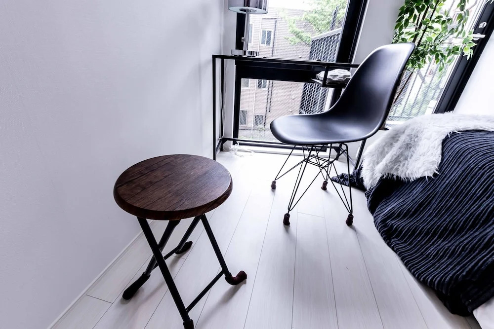 F2. COOL Flat Studio type Shinjuku