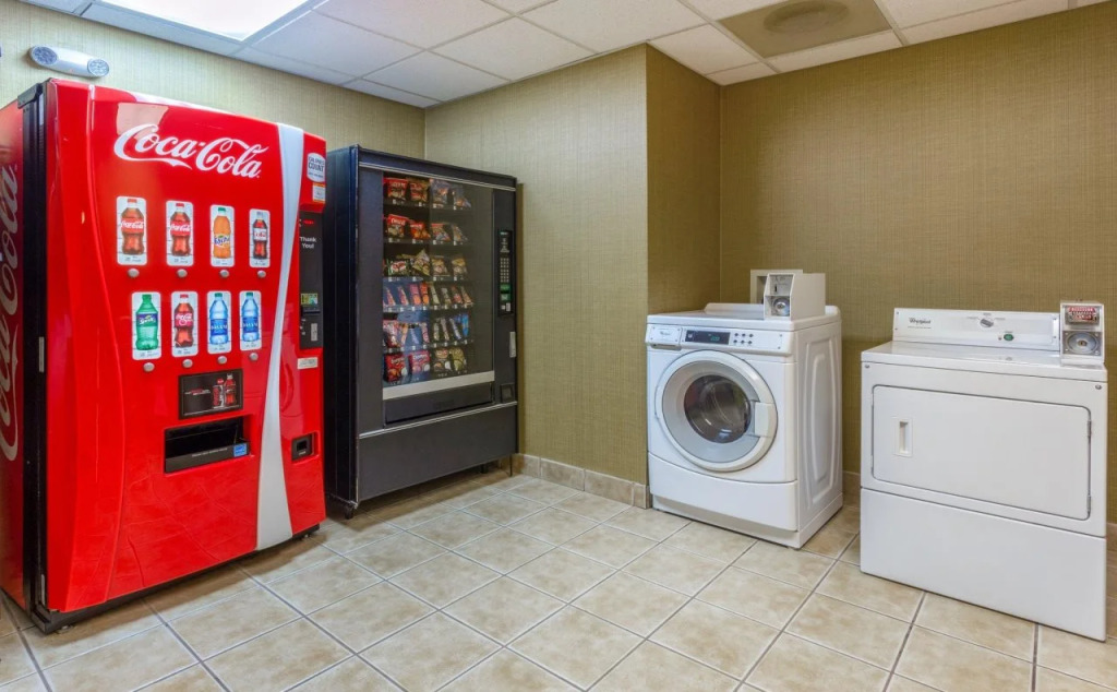 Holiday Inn Express Hotel & Suites Bowling Green by IHG