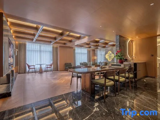 Отель MajesTang Hotel Luofushan