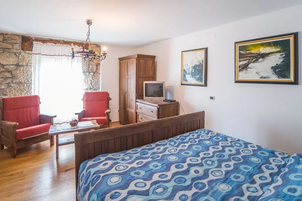 Beautiful Villa Ida & Mirko with pool in Buzet