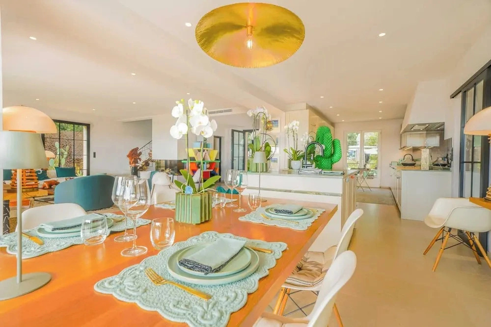 Exceptional Villa a/c 4br/8p With Pool & Sea View