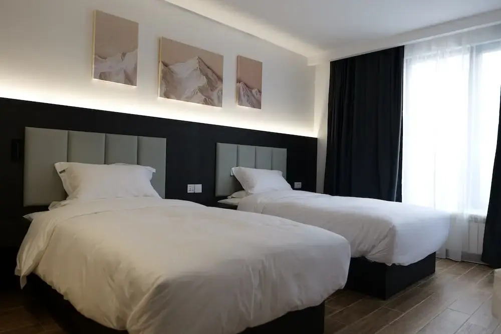 KIMMIY Garni Attic Rooms near Belgrade Airport
