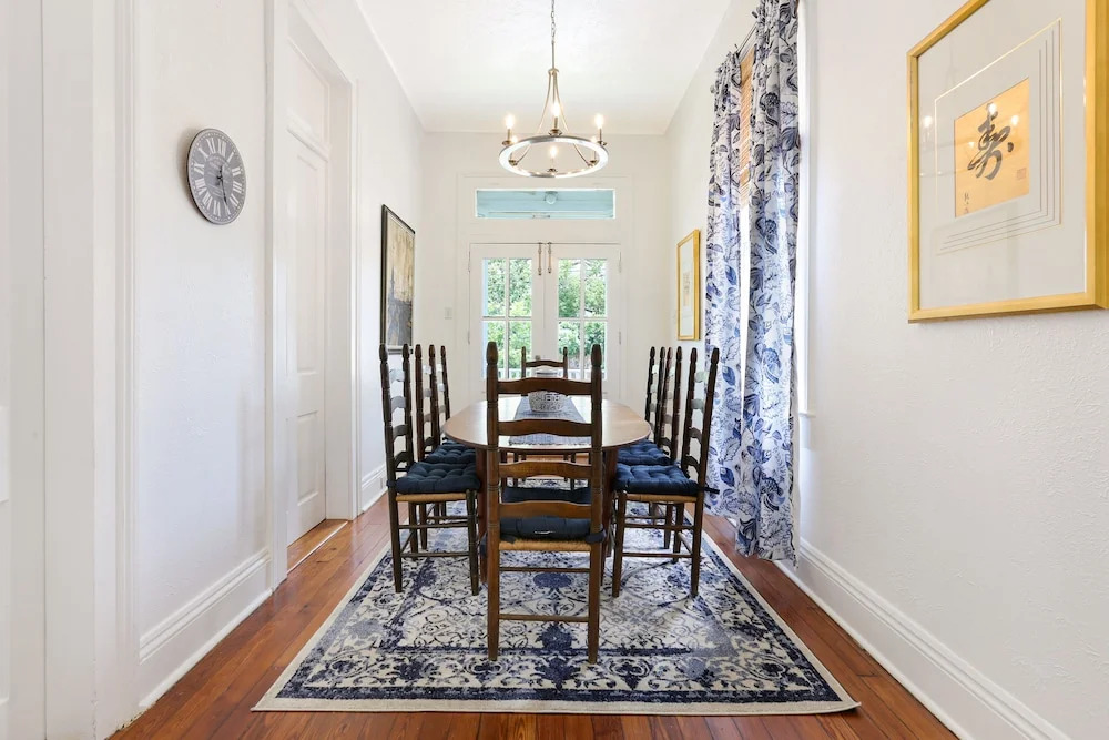 Uptown Spacious 4BD w Historic Charm