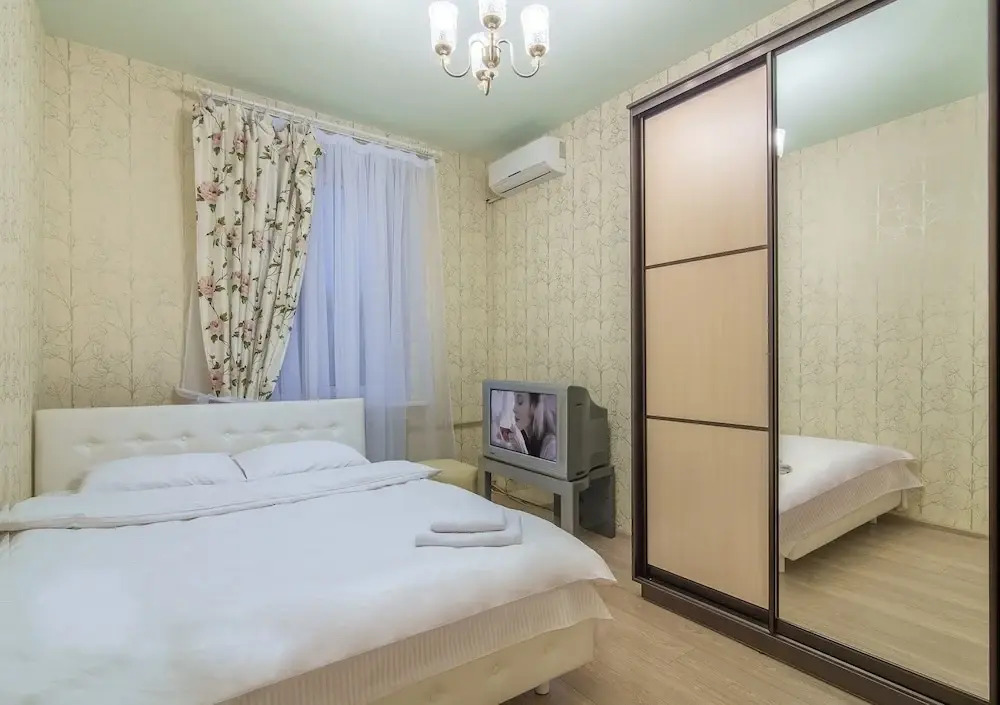Апартаменты Flatsis, пл. Конституции, 2