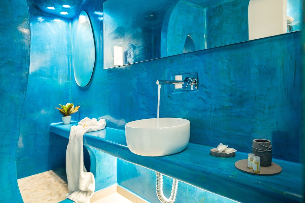 Amera Suites