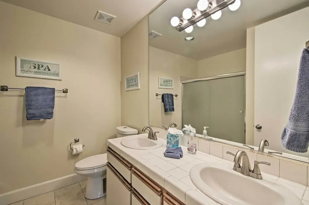 Cathedral City Condo on Golf Course w/ Patio!