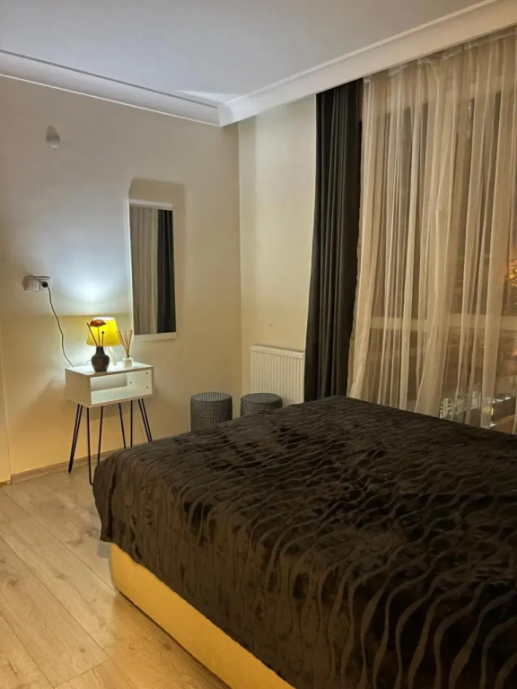 Entirely Apartment, Near Lake, Full kitchen,Wi Fi, AC