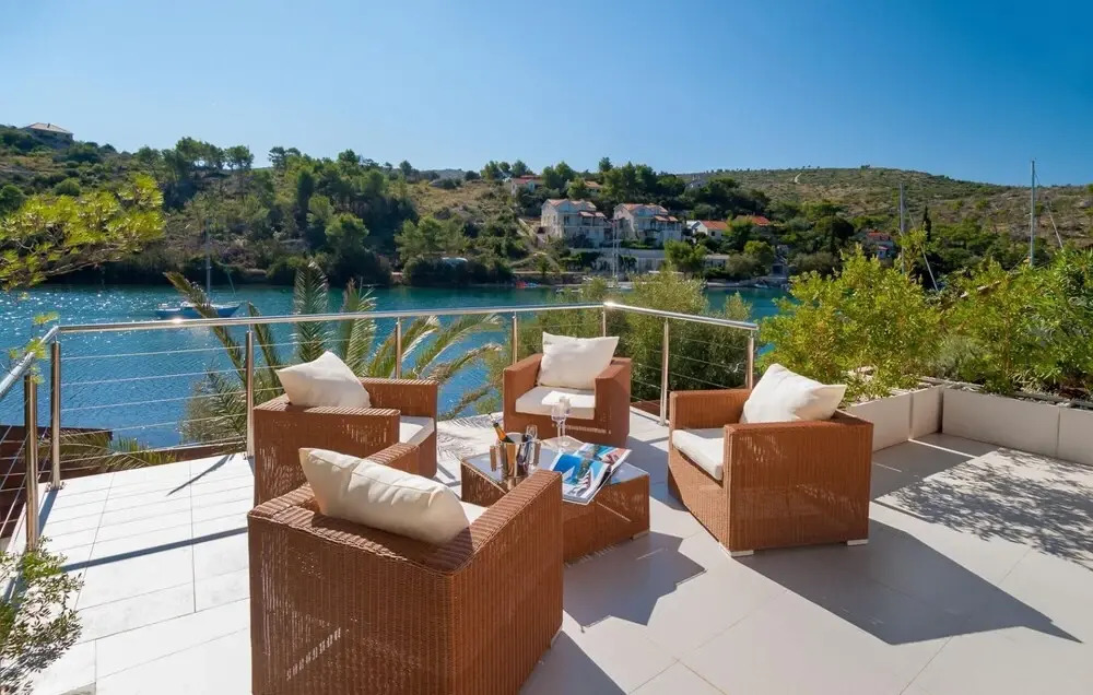 Villa Infinity CFH