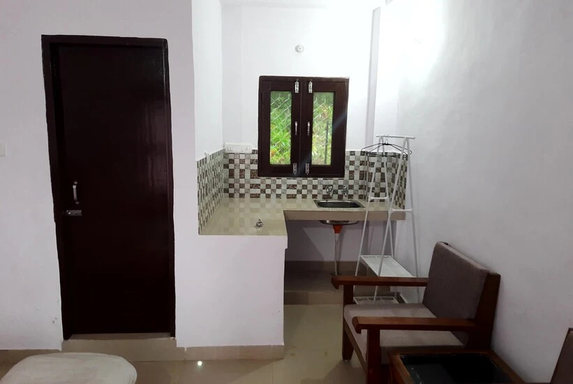 Janardan Studio Hotel Kausani