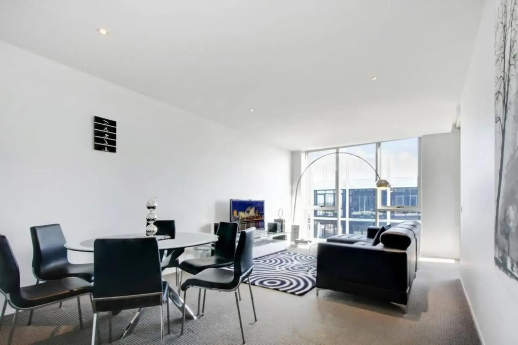 Realm Park Apartment - Braddon