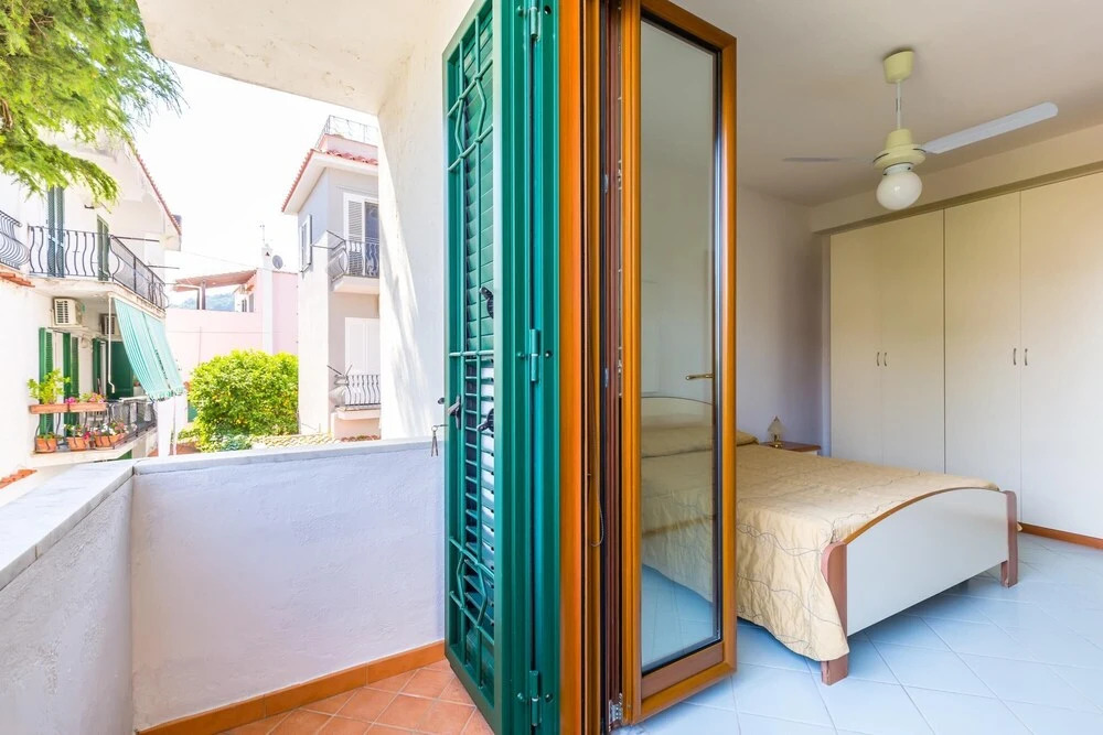 Friendly Family Apartment at Ischia