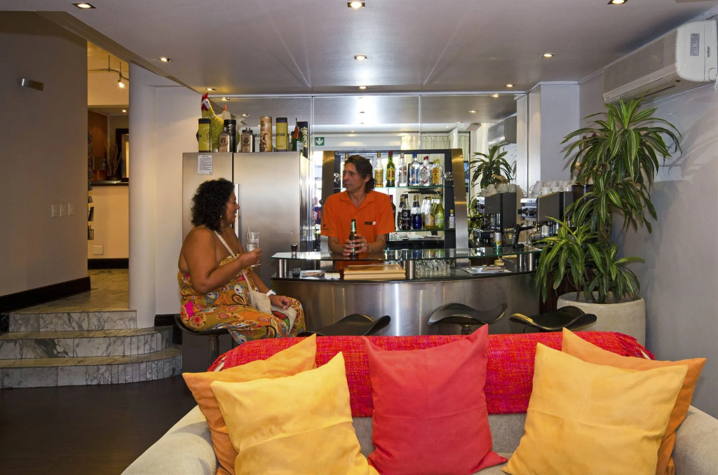 Sea Castle Hotel Camps Bay