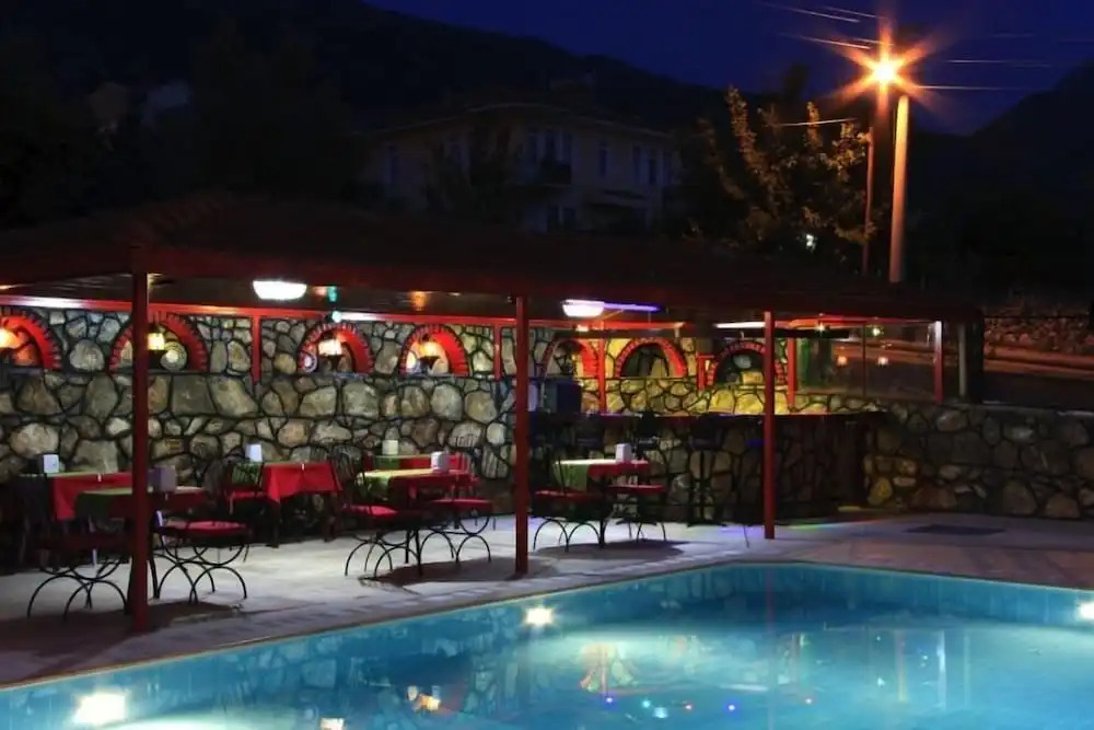 Grand World Hotel