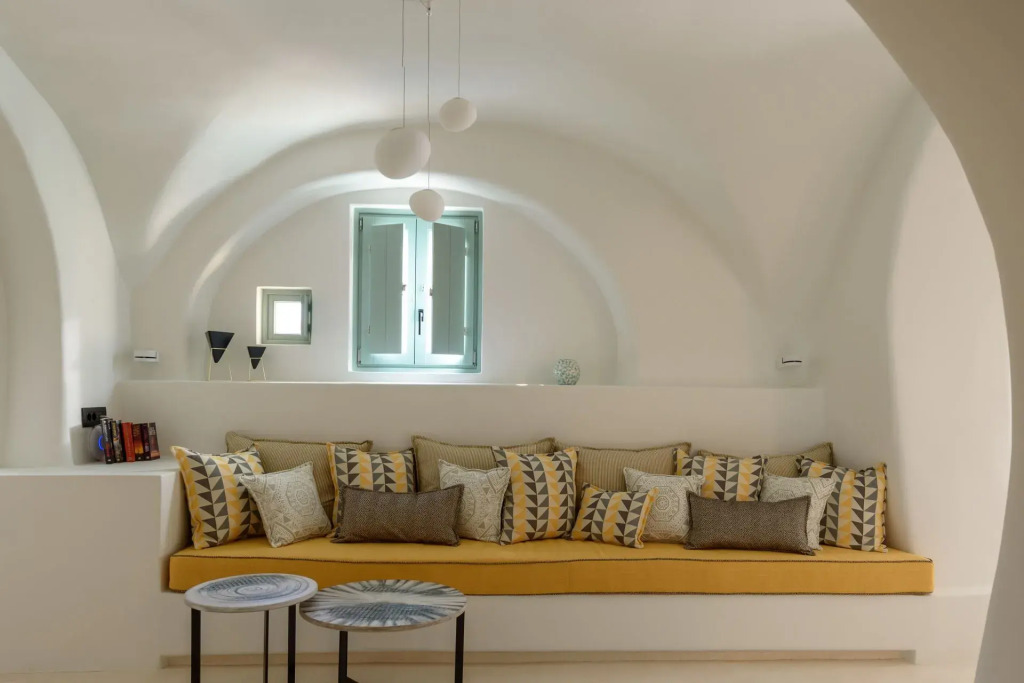 Potamos Luxury House, Private Pool, Santorini
