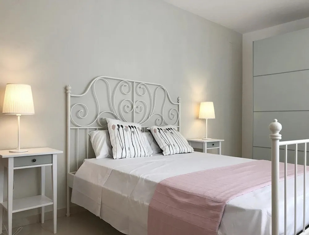 House With 4 Bedrooms in Olivella, With Wonderful Mountain View, Priva
