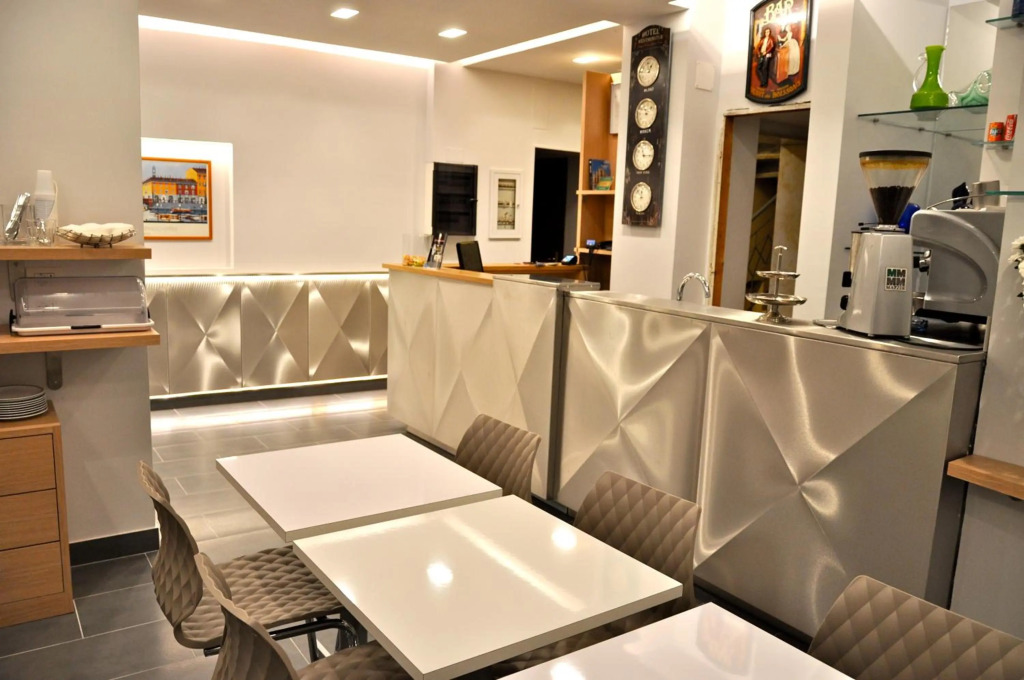 Hotel Dover