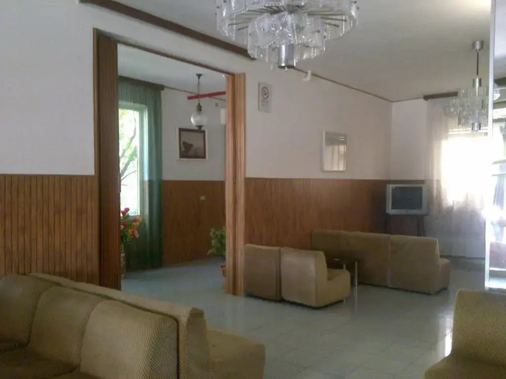 Hotel Elvira