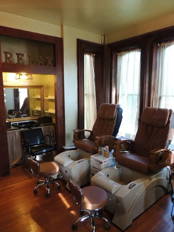 Lyons'' Twin Mansions B&B And Spa