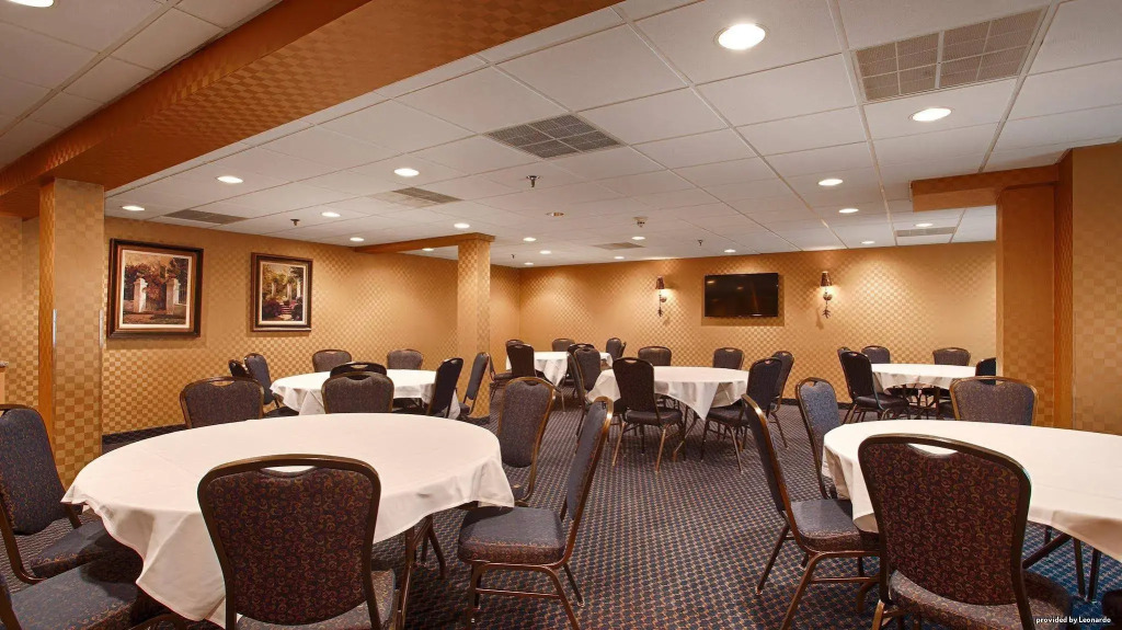 Best Western On The Avenue