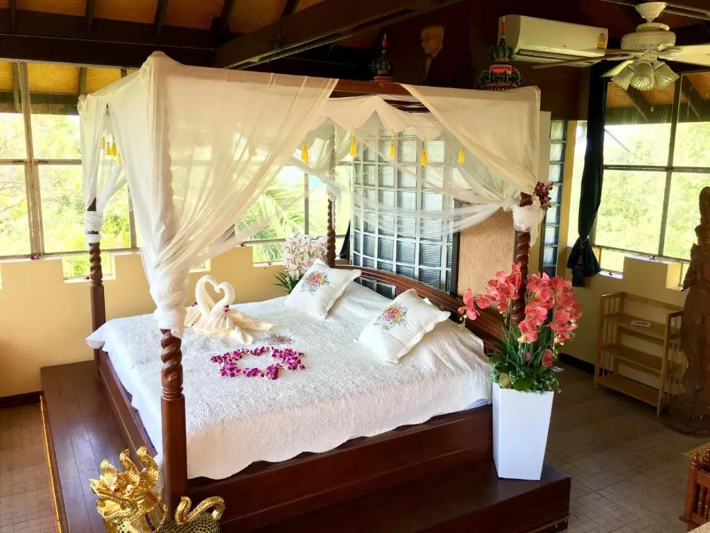 Ever dreamed of staying in a 4 Bedroom Castle SDV044A-By Samui Dream Villas
