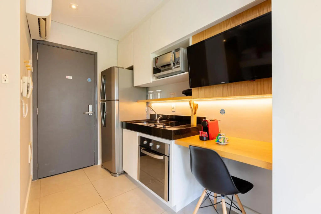 Easy Star - Moderno Studio ao lado da Faria Lima - FE02G