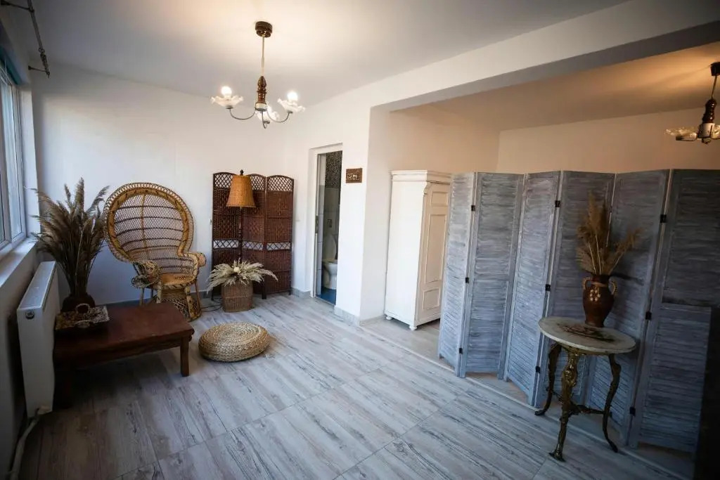 Arad Apartment - Vintage Design
