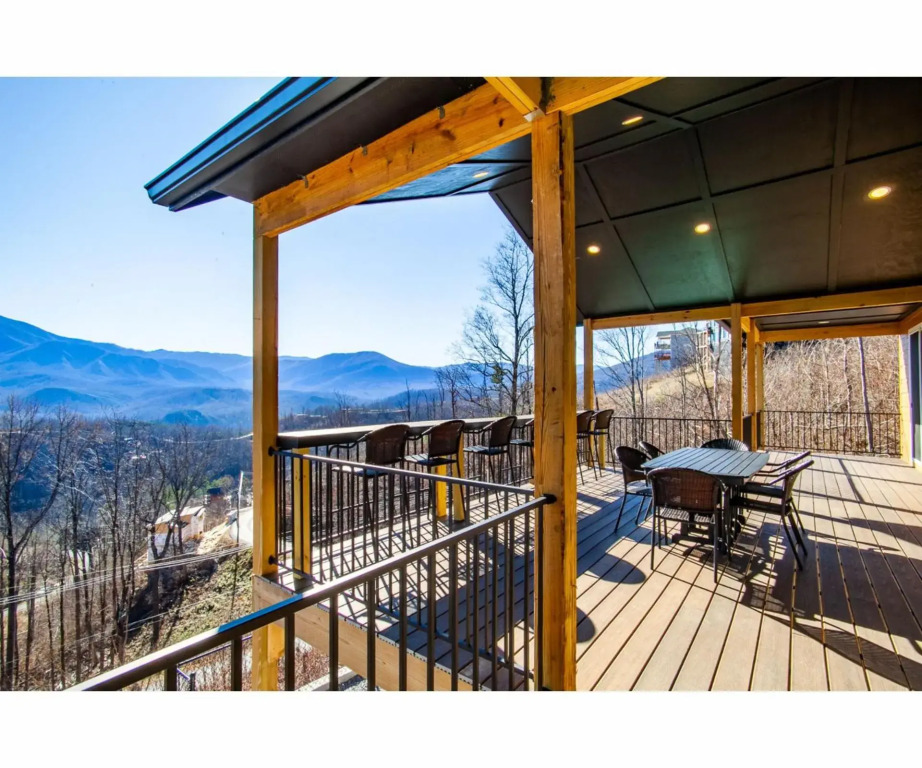 Sky Ridge Mountain View Wheelchair Accessible and Swim Spa