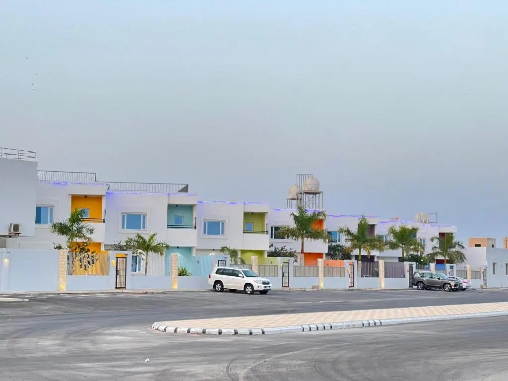 Al Jar Resort - Families Only