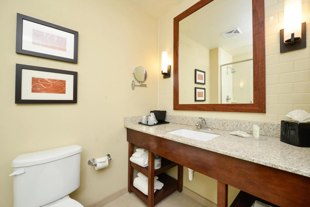 Comfort Suites Fargo Medical Center