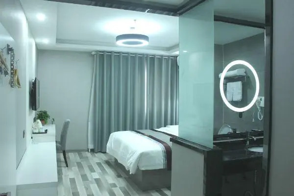 City 118 Selected Hotel Dongming Nanhua Plaza