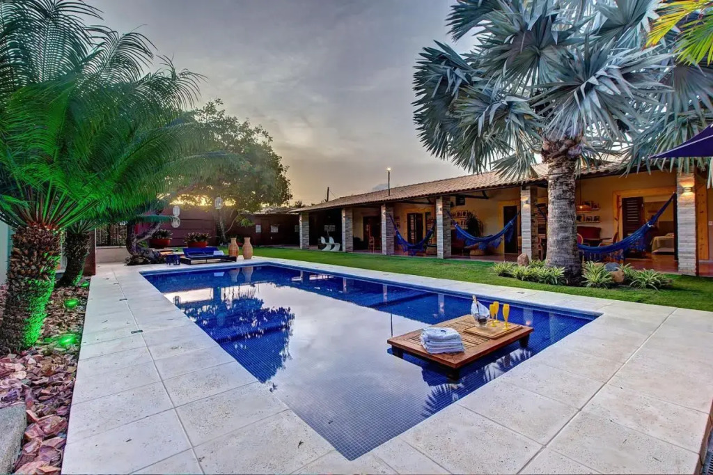 Carpediem - Incrível casa Oásis com Sauna, Hidro e Piscina
