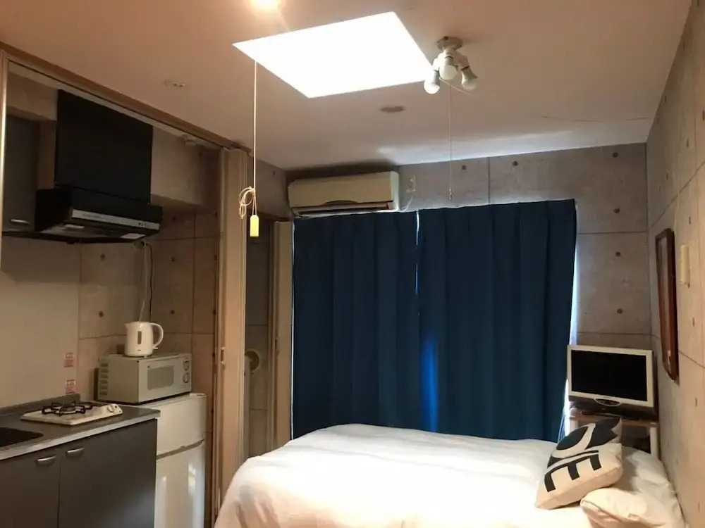 RESIDENTIAL HOTEL AMIKA-F Sangenjaya 301