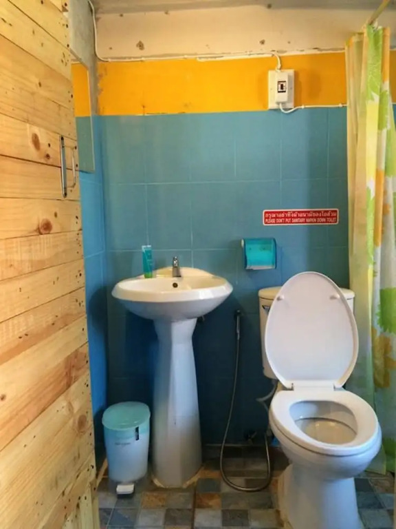 The Living Place 2 - Hostel