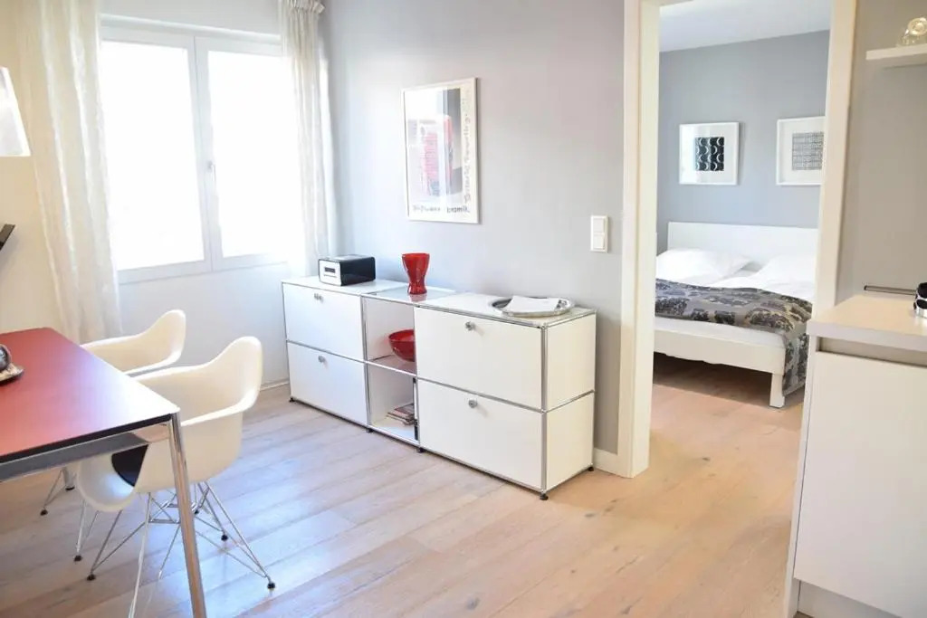 Bomhoffstr. 22a, W4, Blue Water