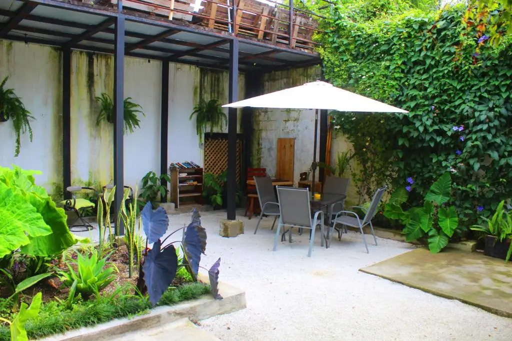 Volko Party Hostel