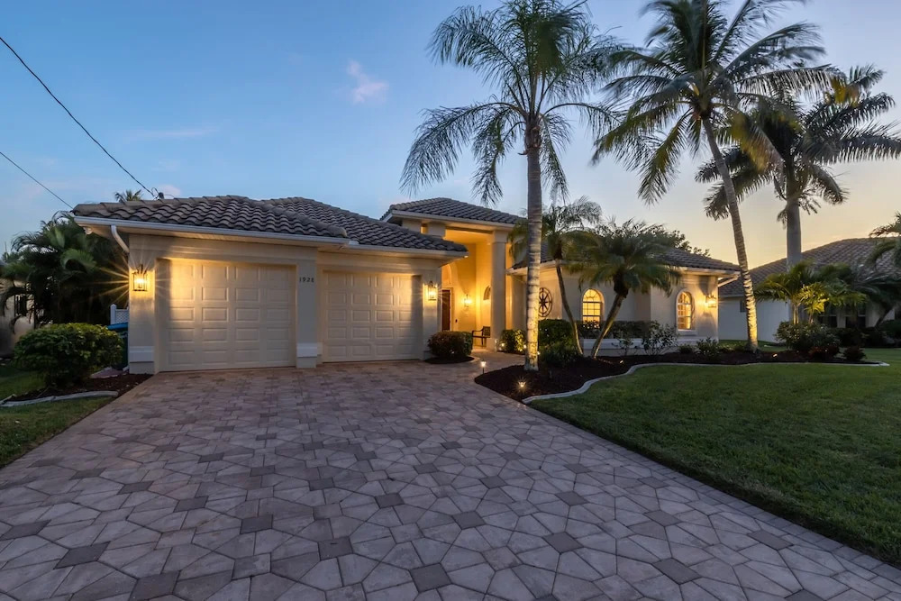 Villa Salty Shoreline, Cape Coral