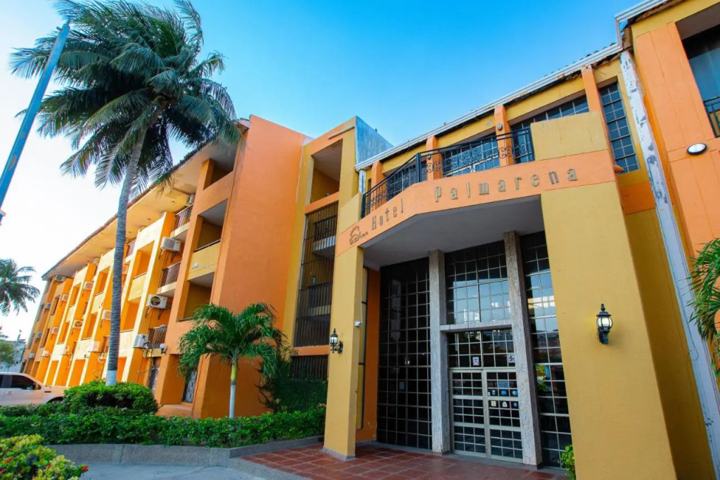 Hotel Palmarena Plaza Rodadero