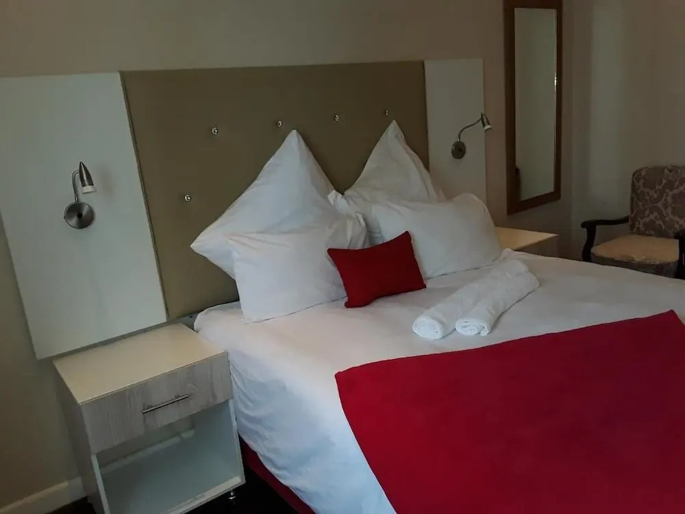 Kwazi Guest House