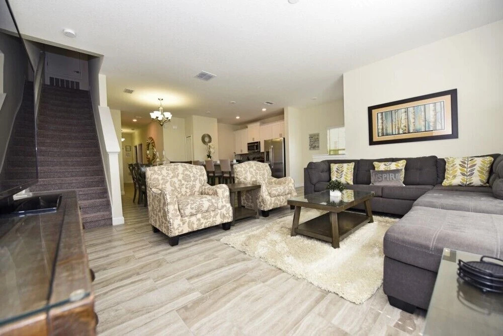 4-Bedroom Villa in Davenport Champions Gate-1610EMVDI