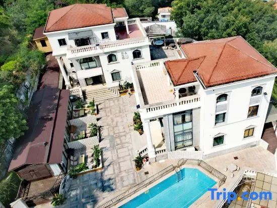 Xinyaqi Sea View Villa