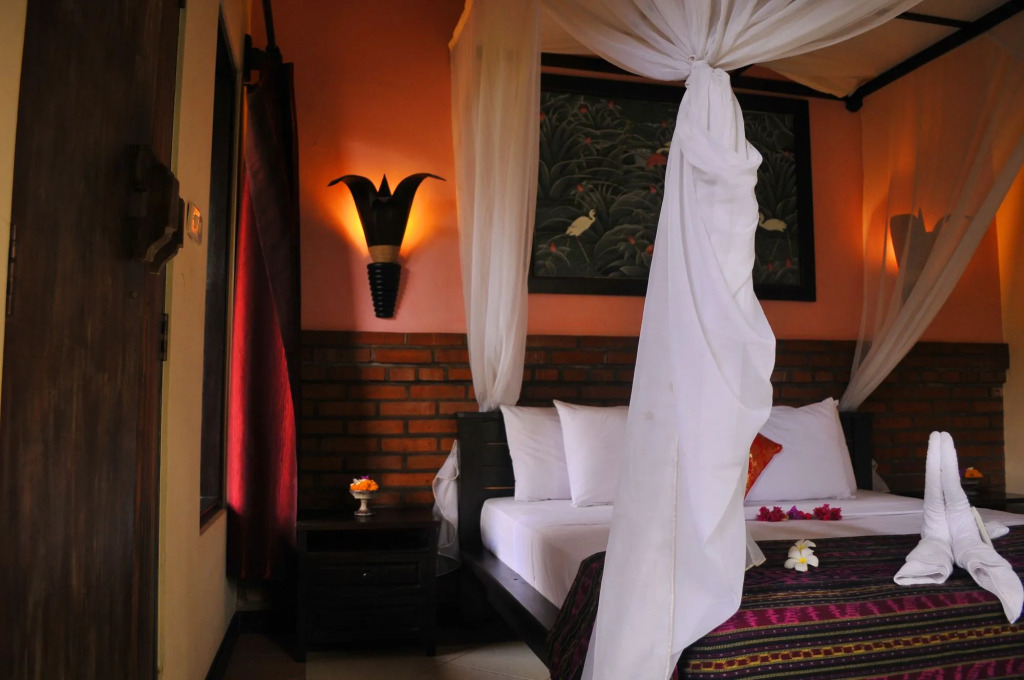 Tirta Sari Bungalow