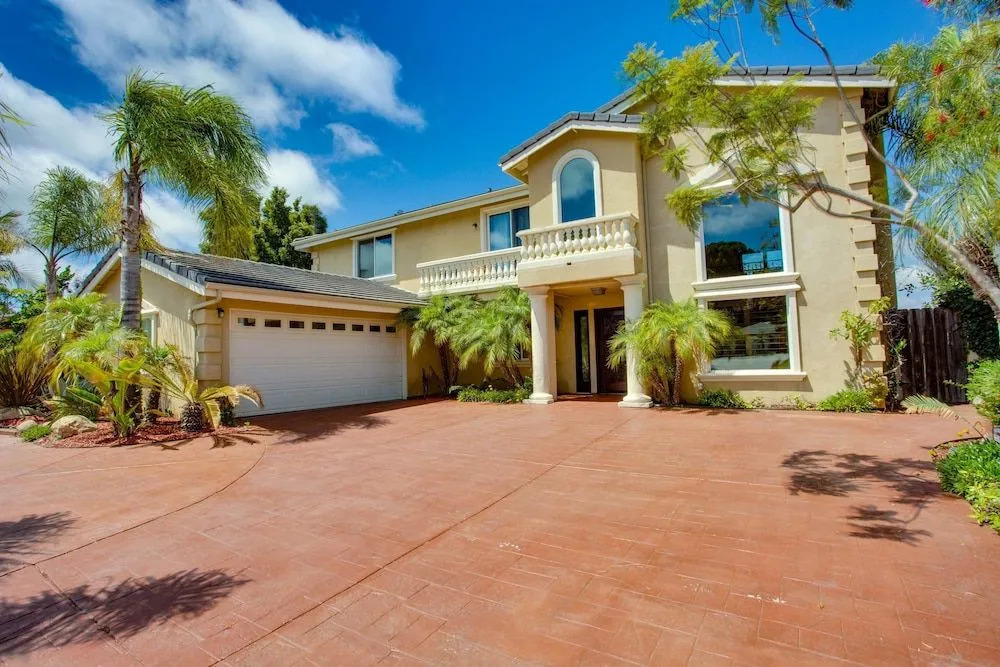 Stunning 5br/3.5ba House in La Jolla