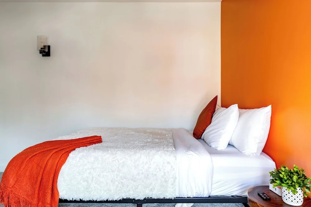 Jungle House Boutique Residences – Downtown Columbus & Short North