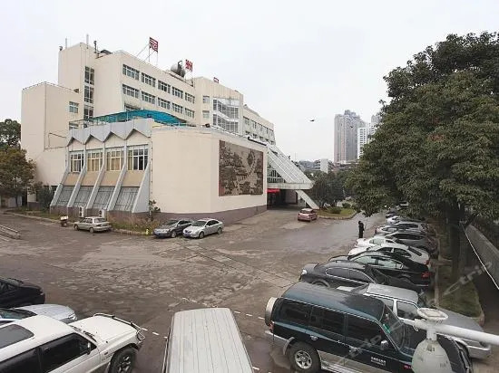 Guanzhou Hotel
