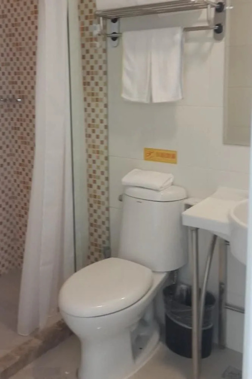 Home Inn - Shanghai Jiangqiao Wanda Plaza Branch