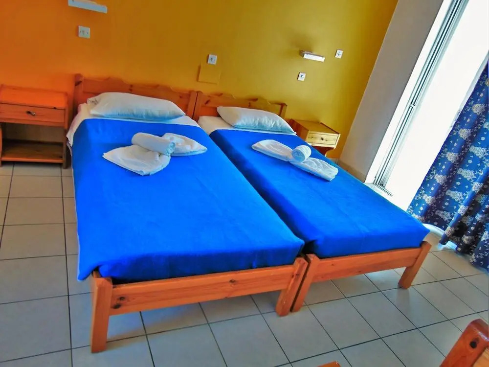 Oasis Hotel